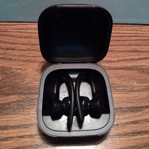 Power Beats Pro Wireless Earphones by Dr. Dre